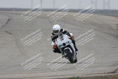 media/Nov-29-2025-TrackDaz (Sat) [[10ae2d9bce]]/B Group/Session 3 (Outside Grapevine)/